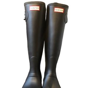 Hunter tall black boots